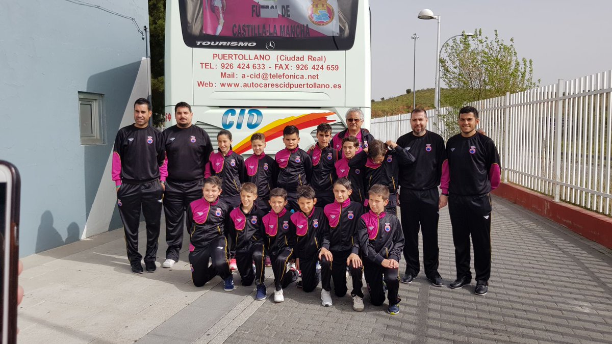 cdtoletvmsala's tweet photo. La @SeleccionCLM Alevin de @AndreuLinares9  ya está en Liencres (Cantabria) para dispurtar el Campeonato de España. Cuenta con nuestro jugador Diego#4
Hoy a las 13h primer partido VS Madrid!!
Mucha suerte y trabajo!!
#TopTopToletvm https://t.co/1hzqvh06u3