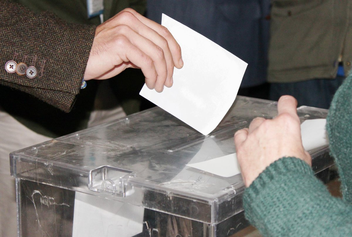angladarj's tweet photo. El 26 de mayo de 2019 se celebrarán elecciones municipales. Si estás interesado en confeccionar una candidatura en tu municipio, no dudes en escríbenos a info@somidentitaris.cat Tu voz es necesaria en tu ayuntamiento para controlar la inmigración. #somi https://t.co/7w37wKDnD9