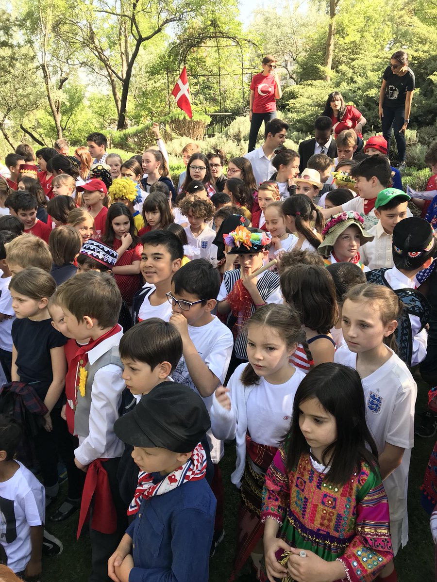 HeadBesaTurkey's tweet photo. All the he colors of our school community. The different places we call home celebrated at International Day @The_IPC @The_IMYC @COBISorg @iapsuk @The_IEYC https://t.co/DwJVvImTYB