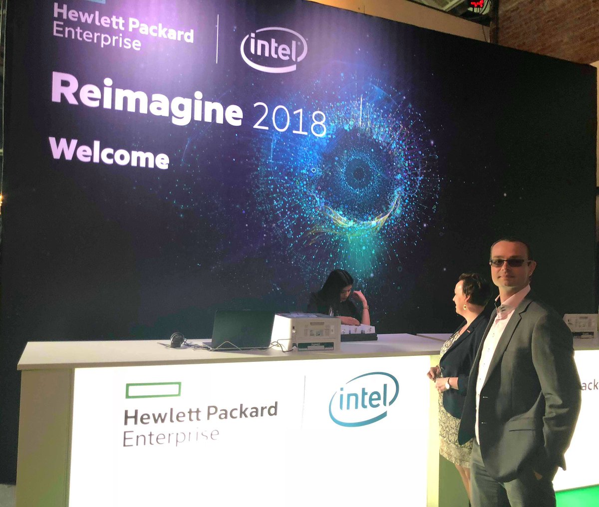 OrditechSA's tweet photo. Lors de son séminaire Reimagine 2018, Hewlett Packard Enterprise et Aruba ont choisi de récompenser Orditech par un Reference Case Award pour la solution de mobilité mise en place à Pairi Daiza, le meilleur jardin zoologique de Belgique.
#HewlettPackardEnterprise https://t.co/OQ3X9LRjGp