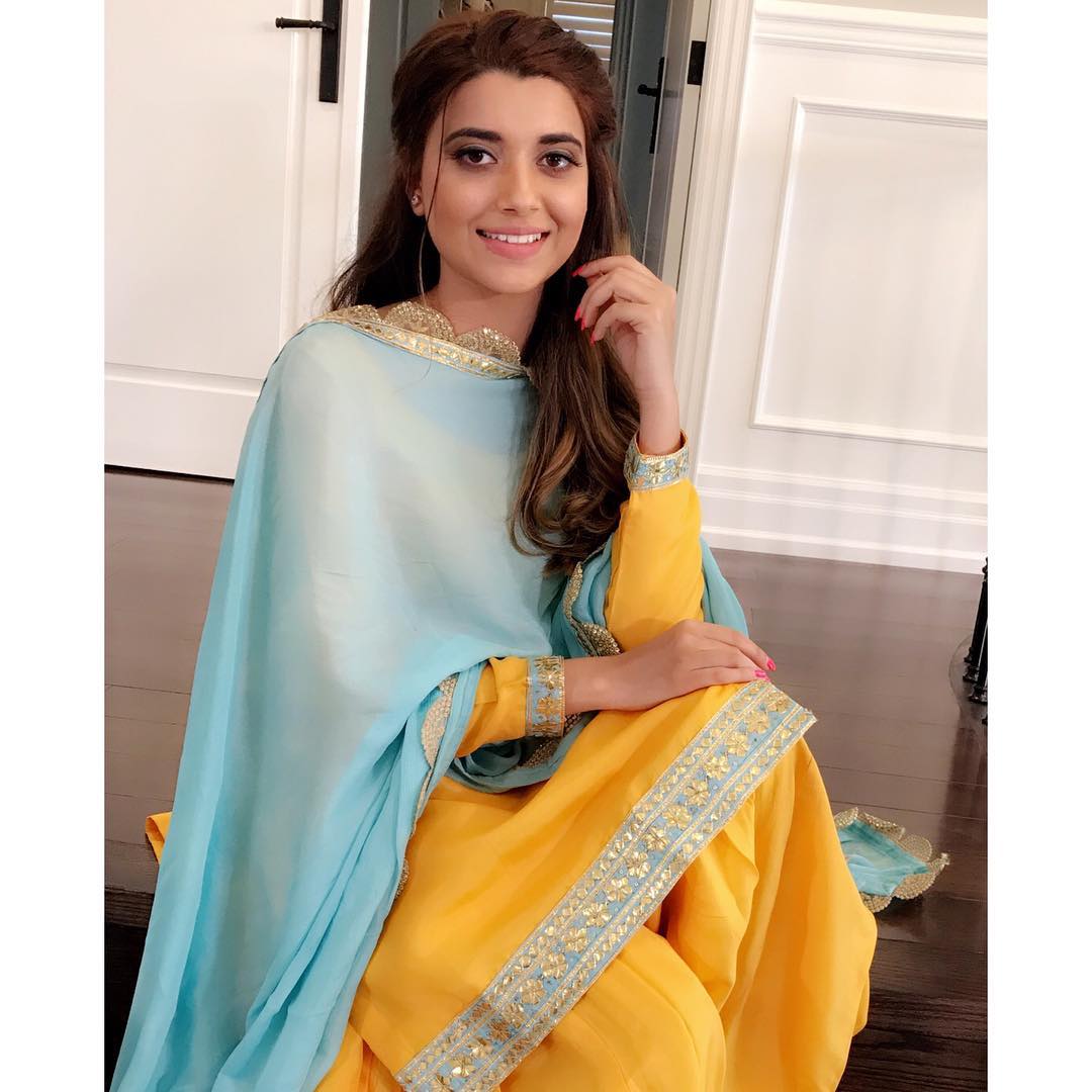 Nimrat khaira | Nimrat khaira, Nimrat khaira suits, Beautiful pakistani  dresses