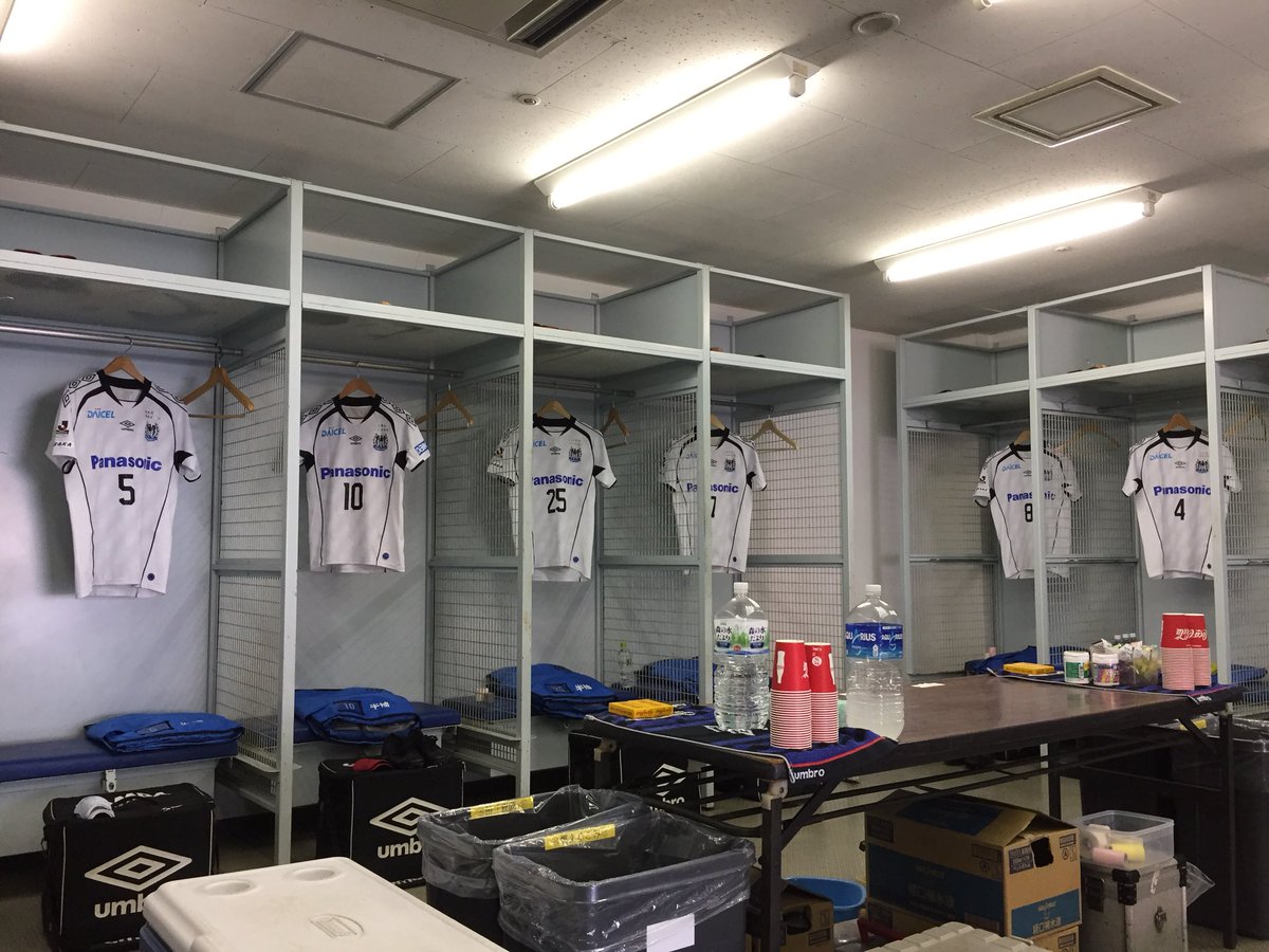 ガンバ大阪オフィシャル A Twitter 湘南戦のメンバーが発表されました 前節 東口選手に代わり急遽出場し 好プレーをみせた林選手がスタメン またイエローカードの累積で出場停止になったファビオ選手に代わり 菅沼選手が今シーズンリーグ戦初出場 両選手が ガンバ大阪オフィシャル A Twitter 湘南戦のメンバーが発表されました 前節 東口選手に代わり急遽出場し 好プレーをみせた林選手がスタメン またイエローカードの累積で出場停止になったファビオ選手に代わり 菅沼選手が今シーズンリーグ戦初出場 両選手が