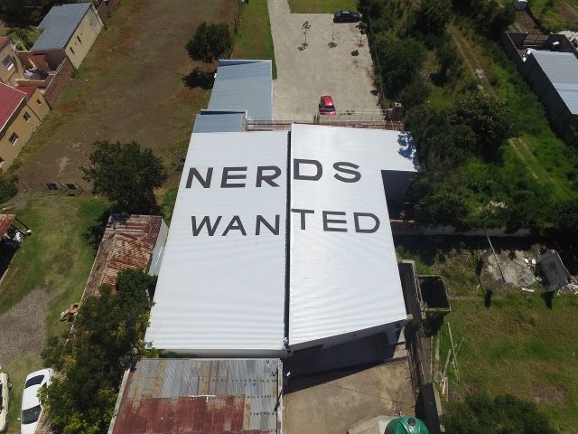 TechSmartBiz's tweet image. Nerd academy programme launches in the Karoo buff.ly/2vHiApV