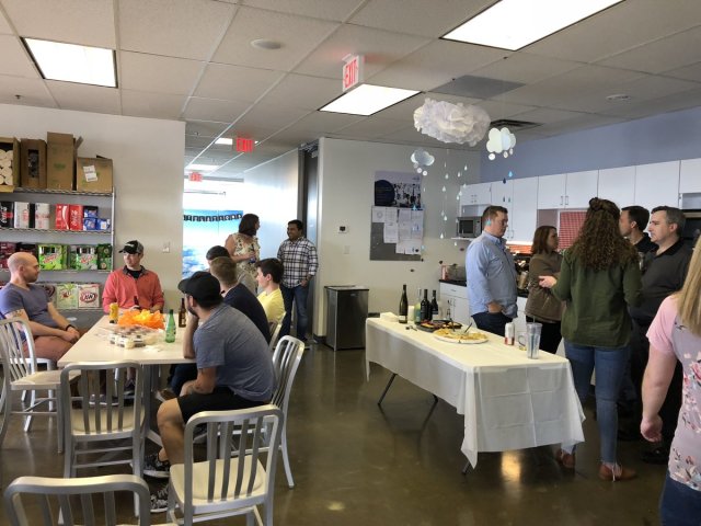 sunilnallan's tweet image. Celebrating the Ascend graduation at happy hour. #GoAppirio #AscendProgram #IndyTech #Culture bit.ly/2vKxo6X