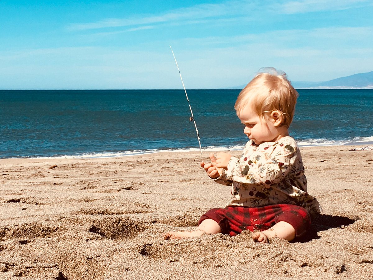 viajaconmanuela's tweet photo. Manuela disfrutando por primera vez de esta preciosa playa 🏖 y parece que la arena va a ser un buena compañera de juegos. ¿Quiénes de vosotros viajáis con bebés 👶? #playa #lafabriquilla #cabodegata #almeria #bebes #viajesenfamilia #viajarenac #ac #blogdeviajes #viajarconpeques https://t.co/TTJ8b4Wdva