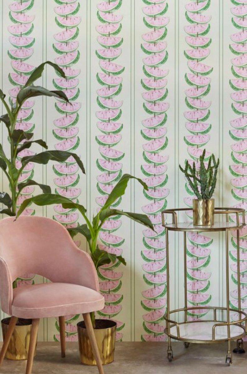 IN__SPACES's tweet image. Add a tropical touch to your walls this summer with the amazing Watermelon Wallpaper! Available in pink green or charcoal red. #wallpaper #watermelon #homedecor #interiordesign in-spaces.com/home/watermelo…