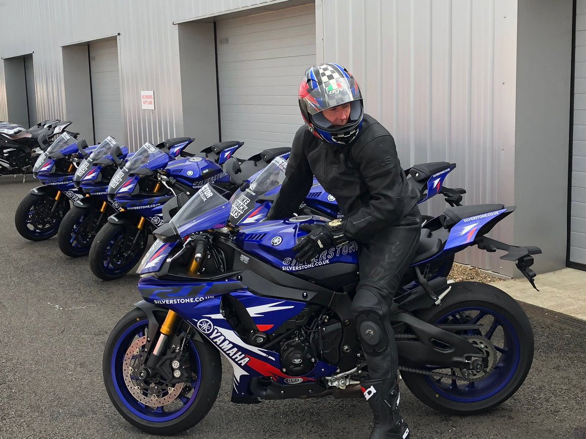 LexhamInsurance's tweet image. Another great day at the Yamaha Dealer Experience @SilverstoneUK with @YMUKofficial @davecoates151 @McAMSYamaha @JoshBrookes with our own @seanontwitty putting a few bikes through their paces!