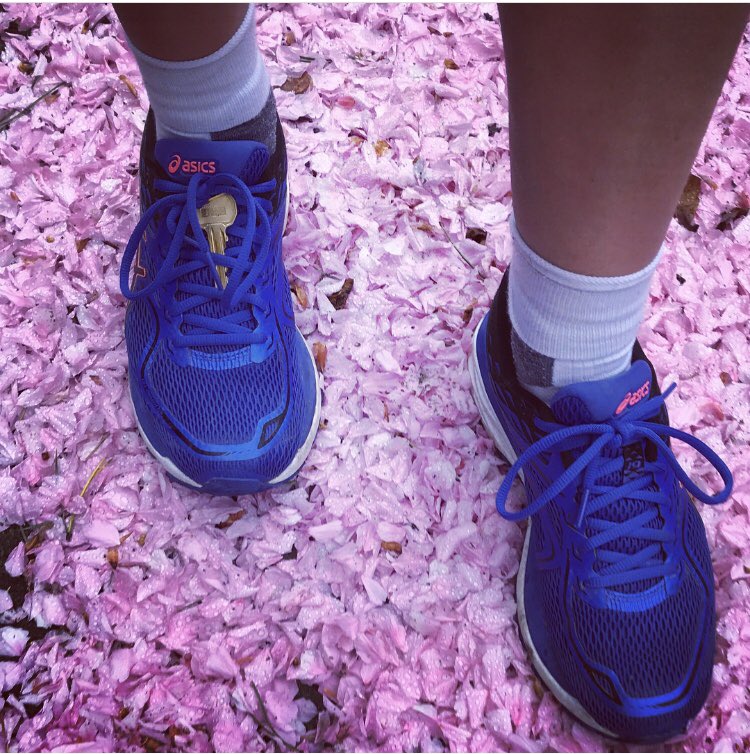 RunWriteRach's tweet image. Running on nature’s blossomed carpet. Tough run today so found a positive in Spring’s gift for my feet!  @UKRunChat