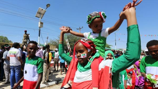 xamse503's tweet photo. #Ubadka in #Lagu #Barbaariyo #wadaniyada, #Wax-wada lahaanshaha Dadka Reer #Somaliland oo dhan iyo in ay #fahmaan #Dhibta &Xumaha ay #Leedahay Qabyaaldu Waa #waajib Maalin #Walba taagan. https://t.co/VTDFTZ0GiN
