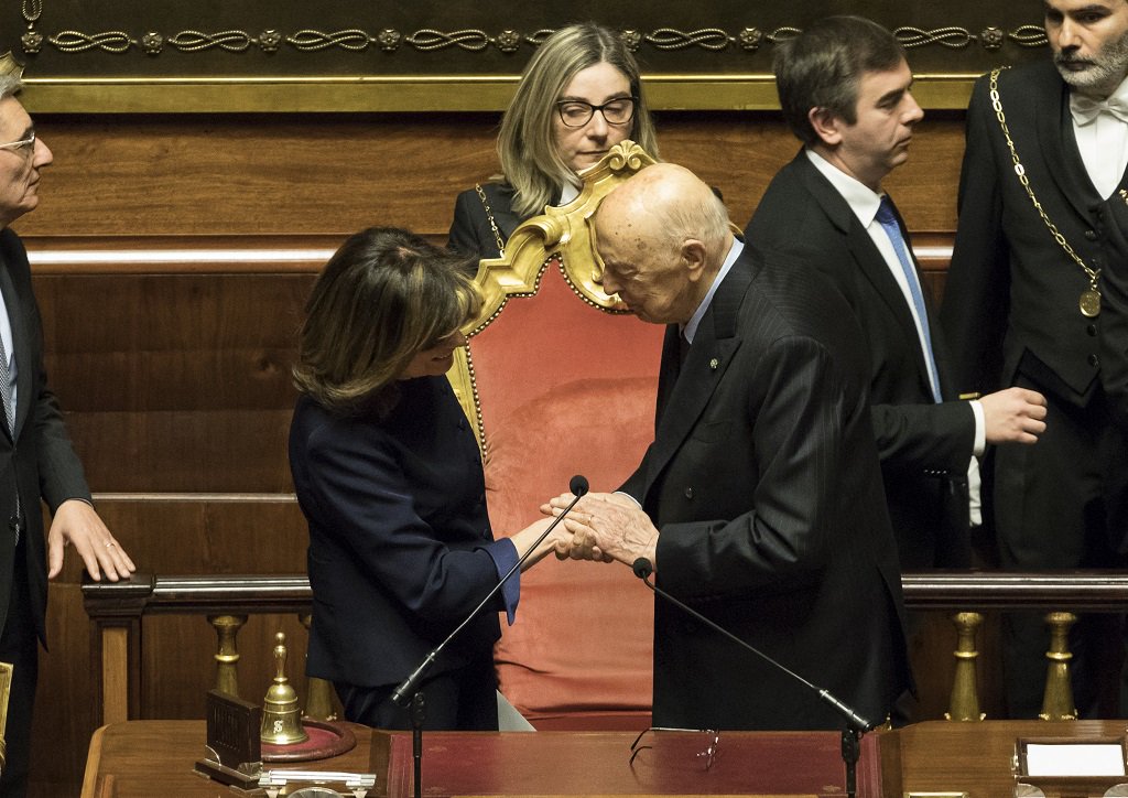 Senato Repubblica Presidente Del Senato Alberticasellati Gli Auguri Piu Affettuosi Di Una Pronta Guarigione Al Presidente Emerito Giorgio Napolitano T Co Pihdeizaqe T Co Lnxxoq21ym