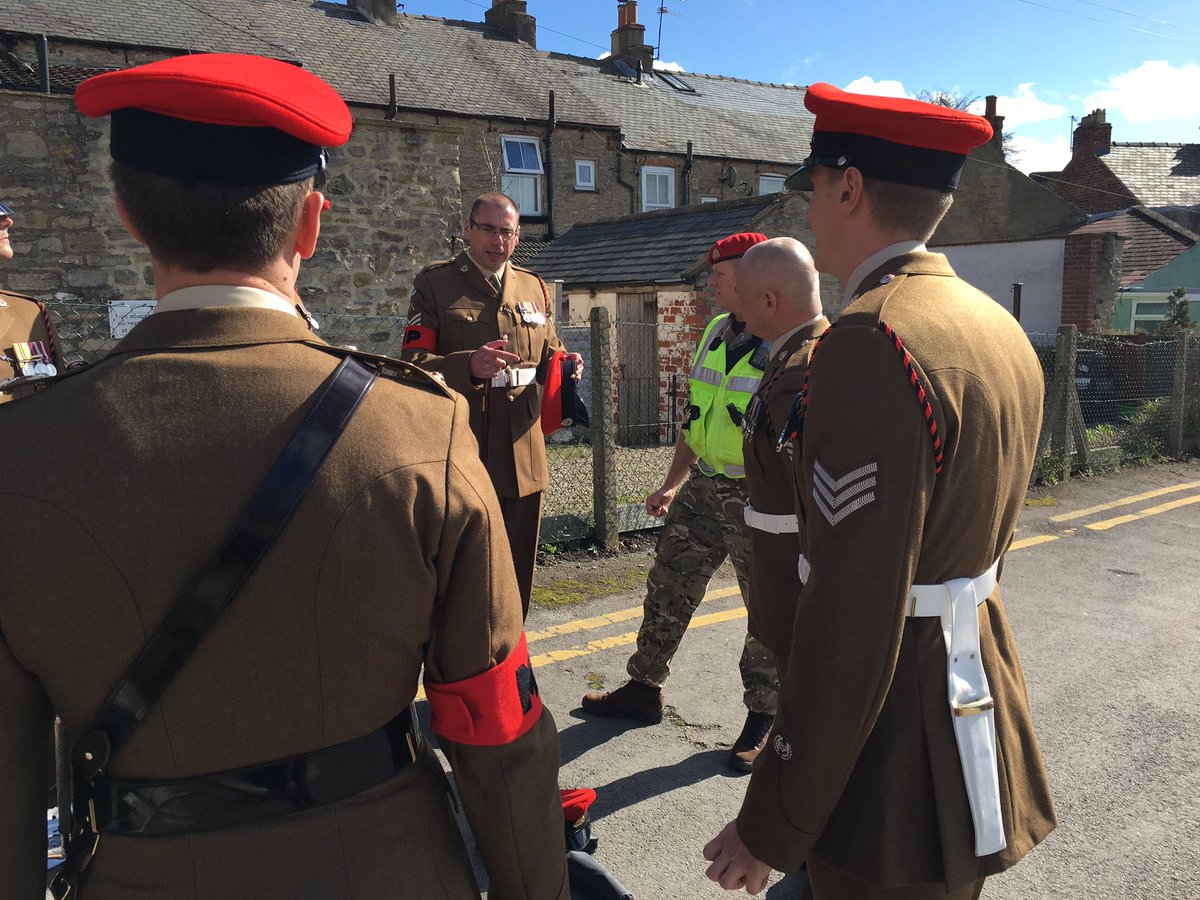 1RegtRMP's tweet photo. #150ProCoy arrive in Richmond ready to form up for the Freedom of Richmond Parade. #ReferenceRegiment https://t.co/JfzfrmAdnJ