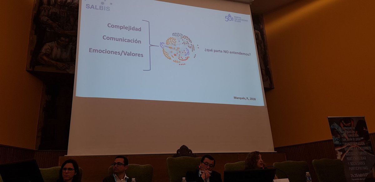 MiguelDlaCamara's tweet image. Espectacular llamada a la reflexión de @PilarMarquesS (@GRUPOSALBIS) en #FSJDInnova18 

Ayer tocamos estos puntos en la fase de #Empatía a/con/como #Pacientes en taller #DesignThinking 

#Salud y participación del ciudadano en la #Sanidad