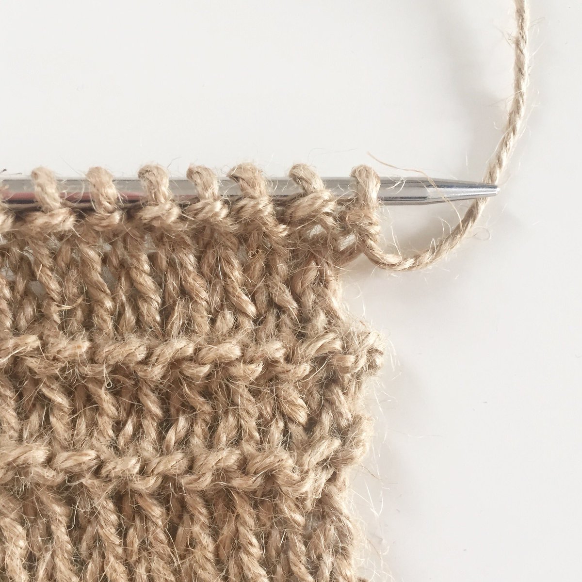 iHeartThreadsCo's tweet image. Working with jute twine for something new ✨ Did you know that jute is totally plant-based and 100% biodegradable?! 🌍 instagram.com/p/Bh_NKcUgXex/