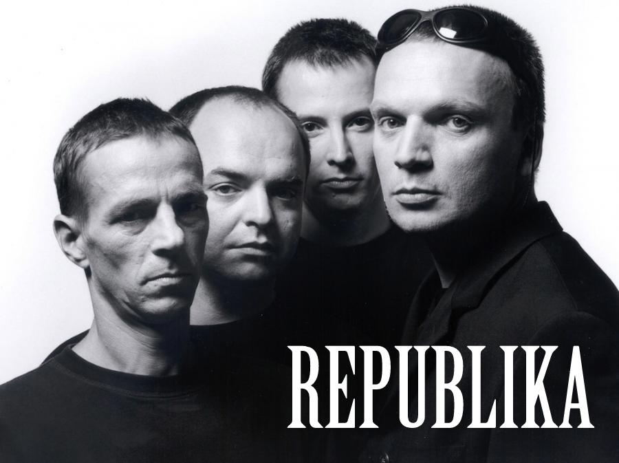 Dokładnie 37 lat temu, w klubie studenckim "Od Nowa" w Toruniu odbył się pierwszy koncert zespołu "Republika" 🎙️