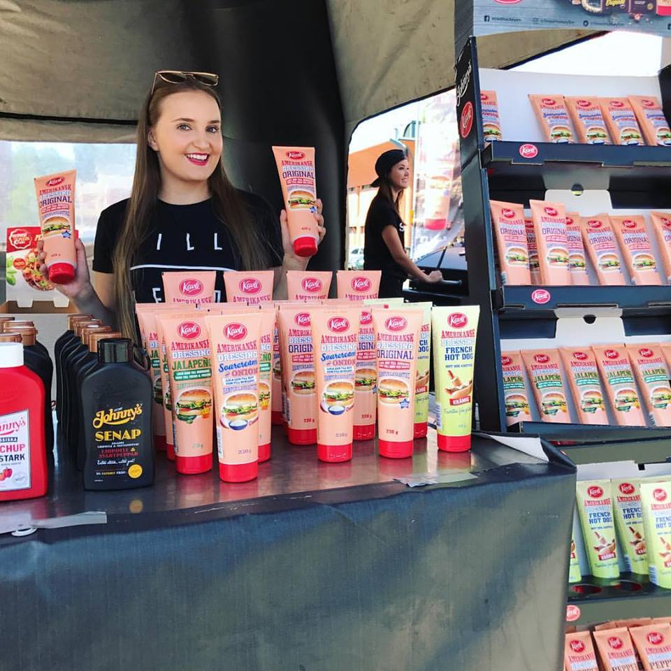 VOITA JOUKKUEPAIKKA JYVÄSKYLÄÄN! Kavli on Suomen <a href="/sthockeytour/">St Hockey Tour</a> 2018 virallinen maustaja ja tarjoaa ilmaisen joukkuepaikan #Jyväskylä turnaukseen 16.-17.6.! ARVONTA 27.4. klo 16.00! tsekkaa ohjeet facebook.com/Sthockeytour/