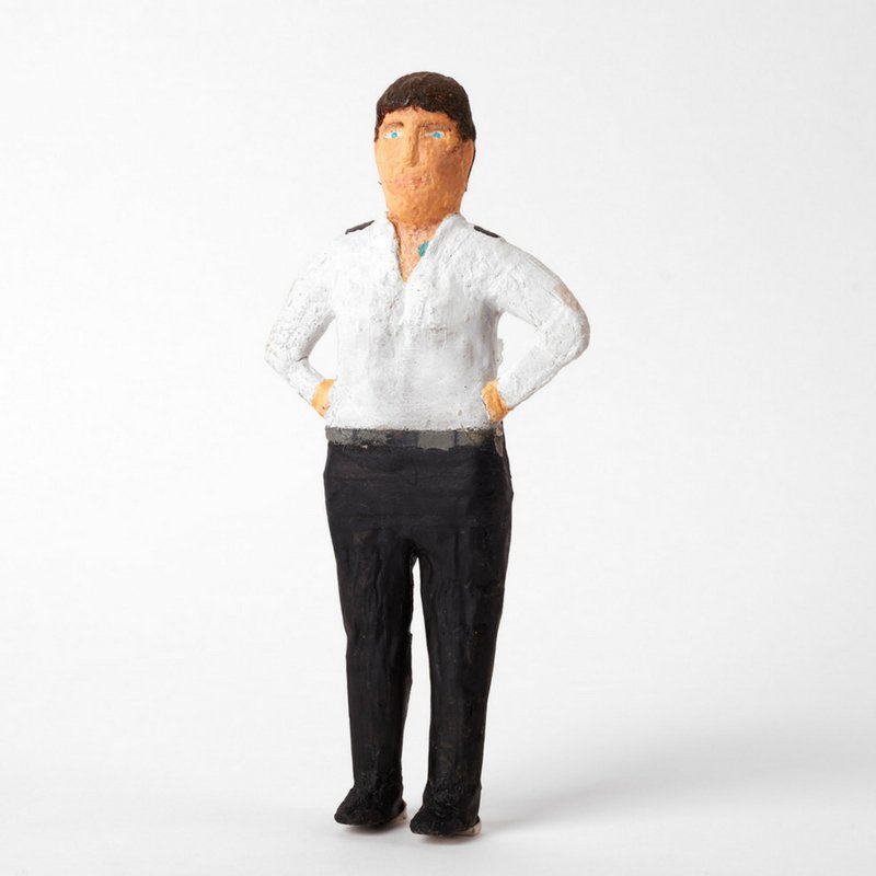 KoestlerArts's tweet photo. 'Female Officer' from #HMPLewes is on display in our #exhibition #FirstImpressions – Portraits from Prisons, today and tomorrow 10am - 4pm at @Bloomcentral. Entrance is free! More information >> https://t.co/cMDwkxRlbv #sculpture #portrait #prisonart #prisons https://t.co/gyY4UYhOK0