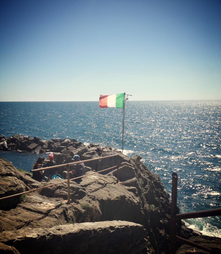 Cinque Terre Gateway tweet media