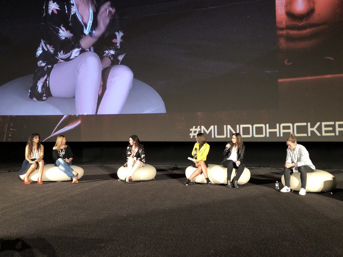 GlobbIT_ES's tweet photo. Combatir los estereotipos, hacer que la conciliación familiar sea cosa de los dos géneros y dar visibilidad a las mujeres... objetivo para las #hackwoman en #mundohackerday #womanpower @sbarrera0 https://t.co/Wc1VNI7KtJ