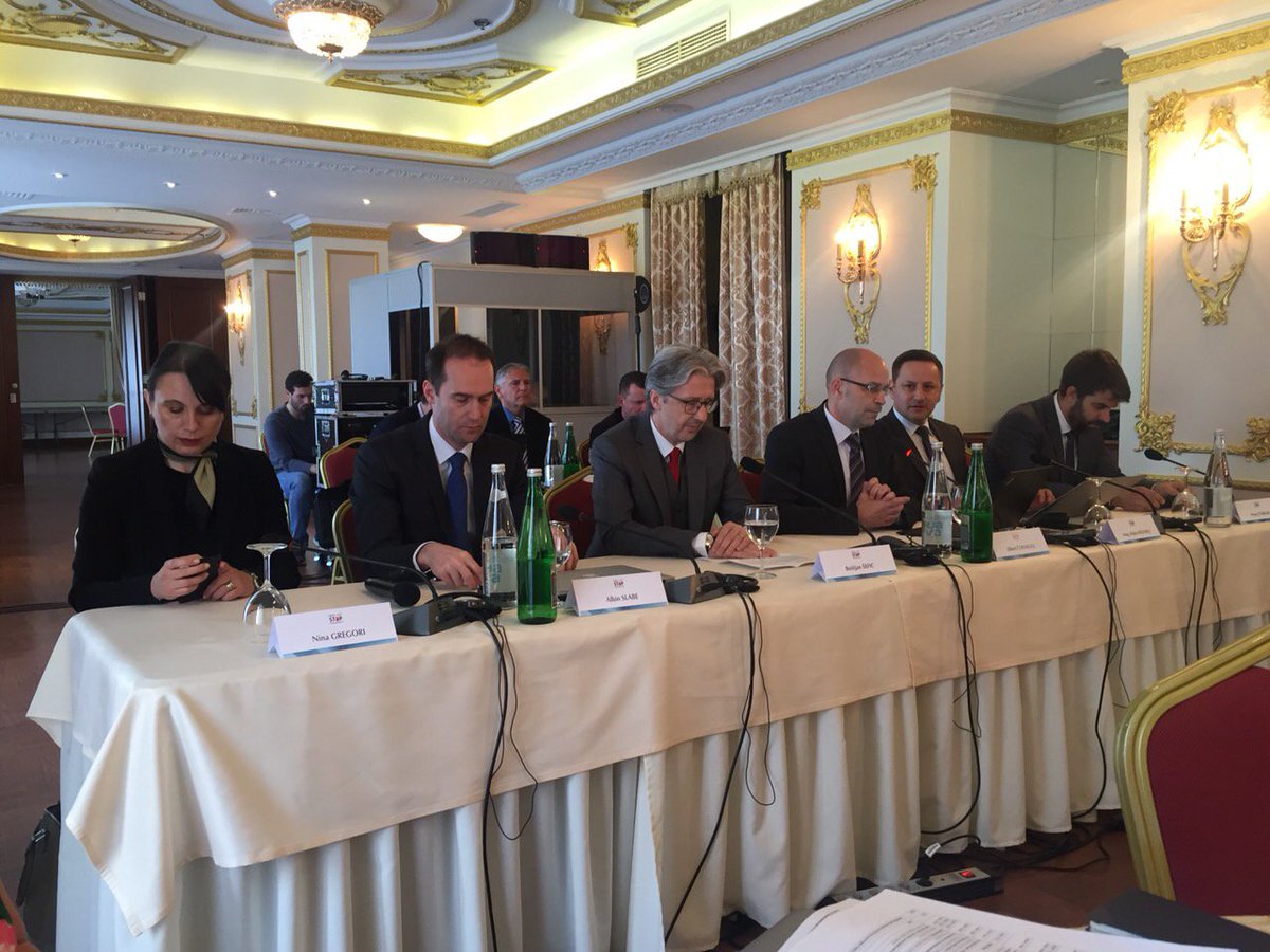 WBIISG's tweet photo. Last day of the national workshop in Belgrade 🇷🇸 held under the auspices of the 🇪🇺 supported project #FirstLine led by the Slovenian Police #PCVE #WBCTi ➡️https://t.co/6vjxMckjwu https://t.co/jZGQoK2khK