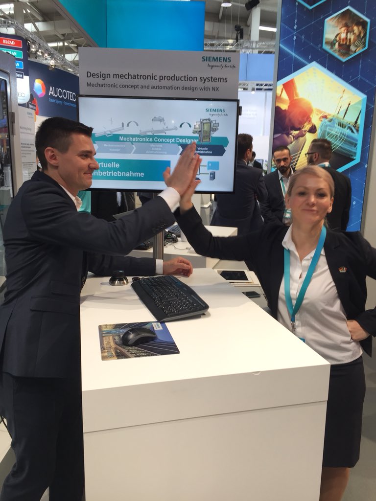 siemensSW_DE's tweet image. Virtuelle Inbetriebnahme durch Software- und Hardware-in-the-Loop. Erstellen von mechatronischen Maschinenkonzepten in kürzester Zeit. Verbindung von CAD-Daten mit realer oder virtueller Steuerung. #NX #MechatronicsConceptDesigner #MCD #SiemensPLM #hm18