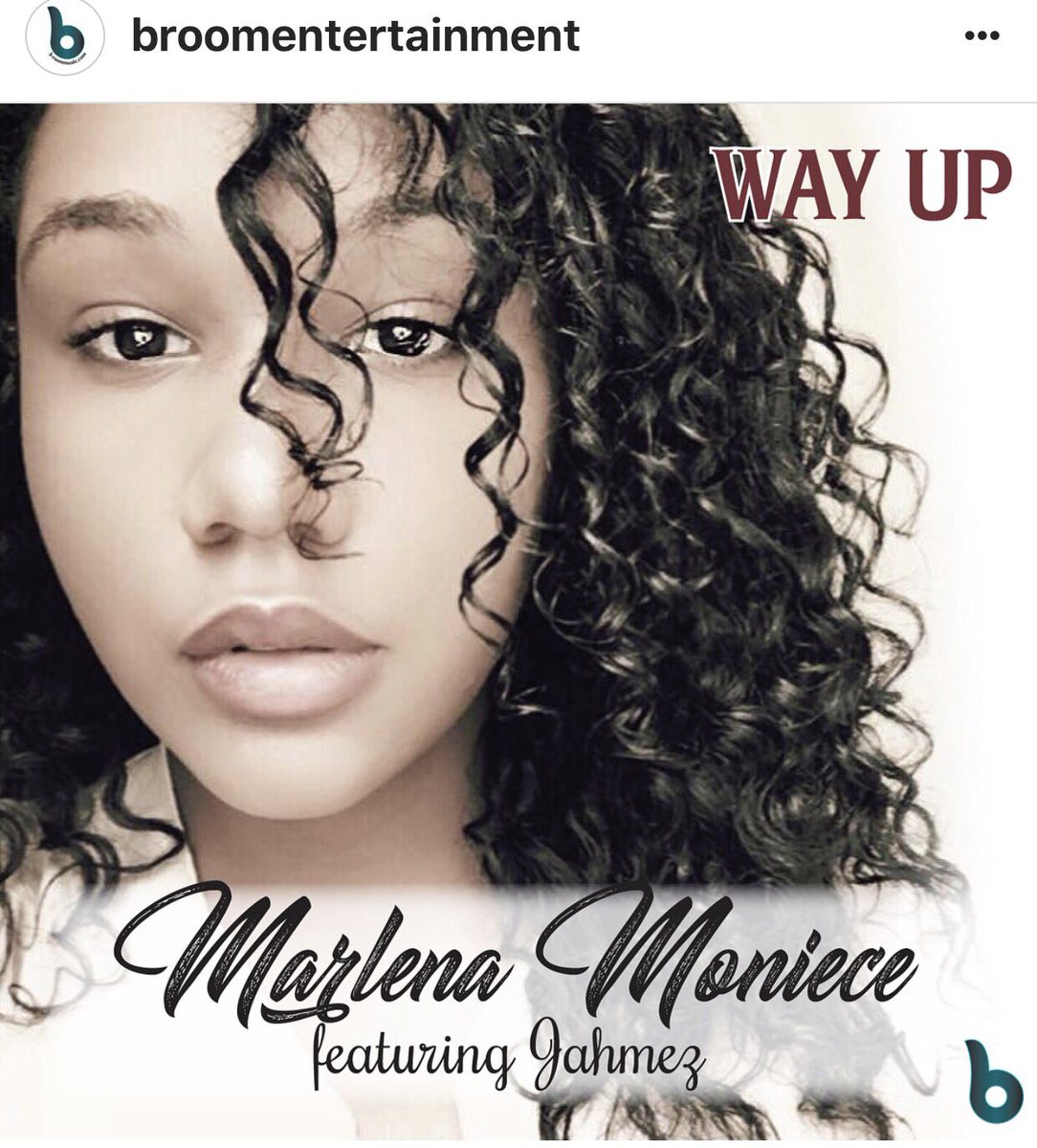 Marlena Moniece (@marlenamoniece) on Twitter photo 