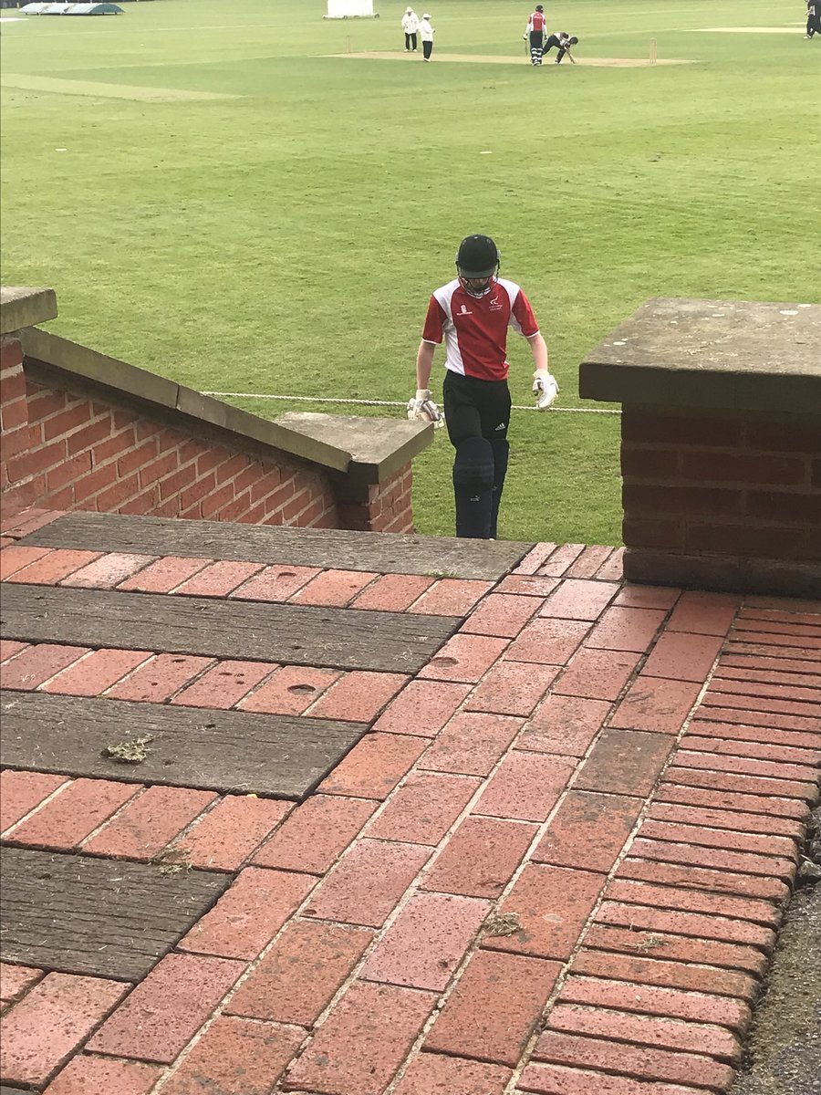 RahimAli_Coach's tweet photo. Great start for @DerbyColSport @FlintoffAcademy vs @ReptonSchool ending the first innings with 205 for 6 of 35overs. @mattiearnold98 with 77 and Tom Parkin with 70 leading the way. #TeamAFCA https://t.co/jNUtux2jtq
