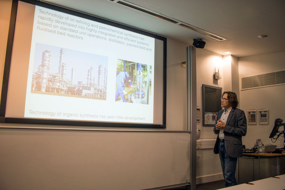 uclchemeng's tweet photo. We would like to thank @cebcambridge Professor Alexei Lapkin for delivering a fascinating seminar today on the first principle and statistical models in the design of intensive catalytic processes. #ExcellentTalk https://t.co/gDKHdrjvRy