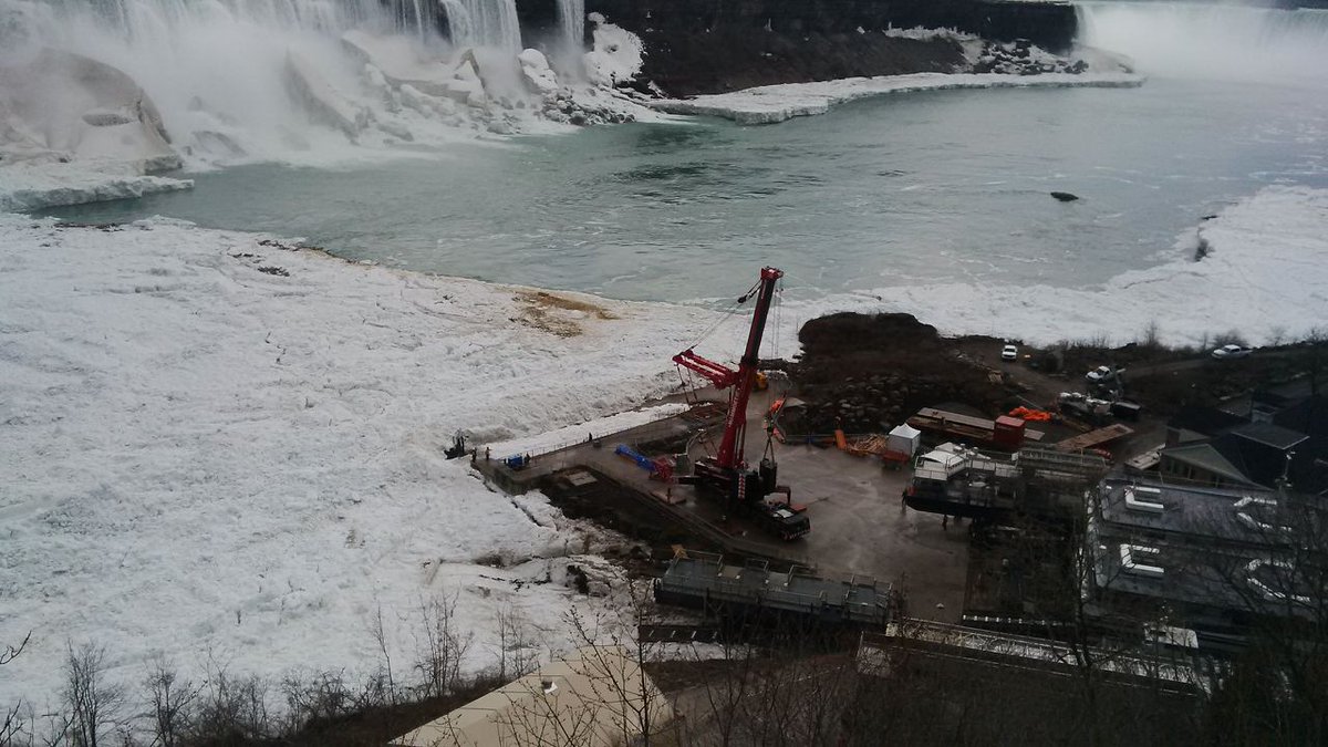 NiagaraDayTour's tweet photo. In mid April this year we experienced a huge ice storm with heavy snowfall, ice pellets and strong winds. This event has had a serious impact on the Hornblower Niagara Cruise boat ride which typically opens on April 1st - this year the opening date has been pushed back into May. https://t.co/0MPV99umen