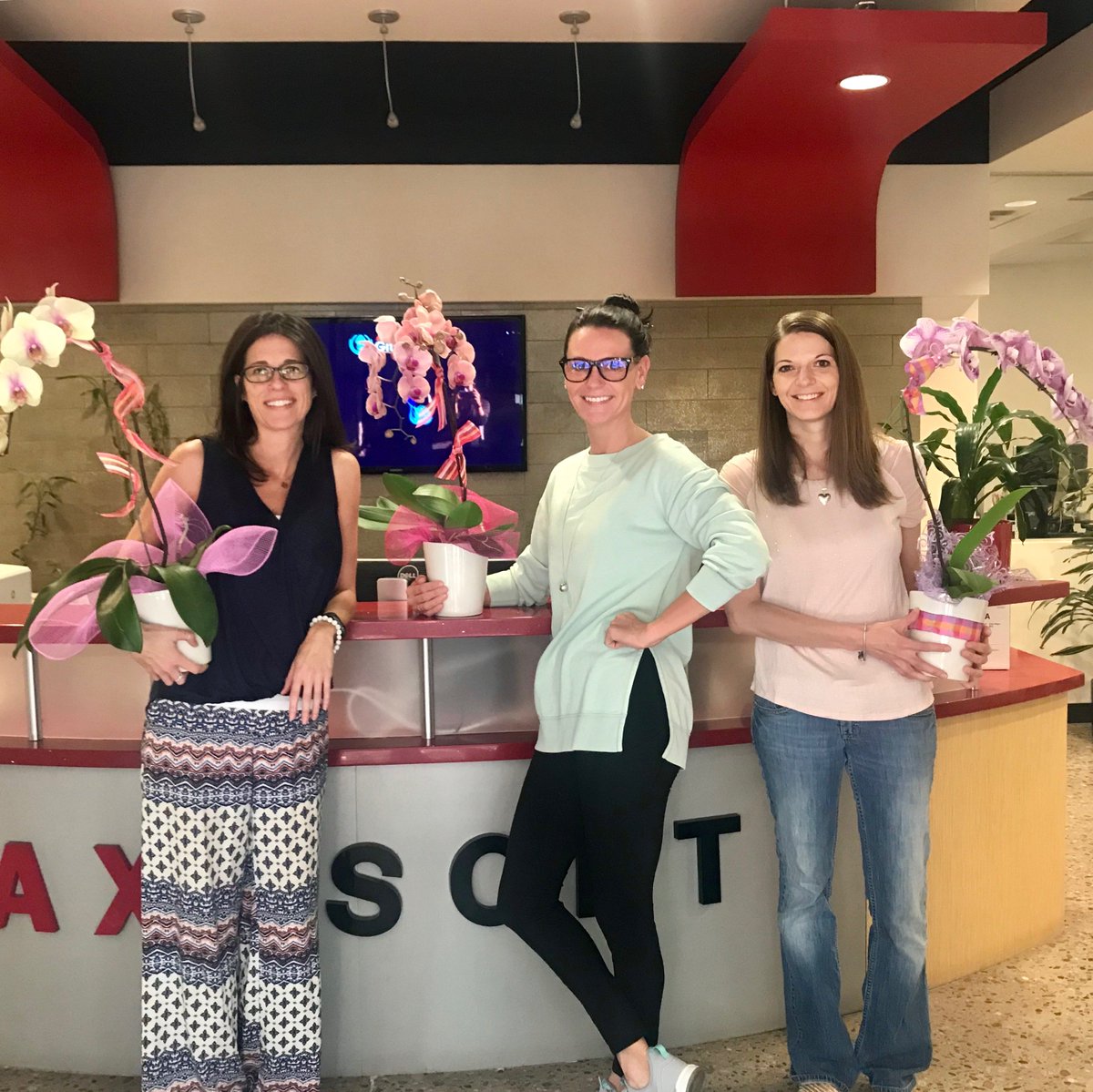 axosoft's tweet photo. Happy #AdministrativeProfessionalsDay to the amazing admin team here at Axosoft! We are so thankful for these ladies and all that they do! #AxoLife #hiring https://t.co/6oihjfJM4W