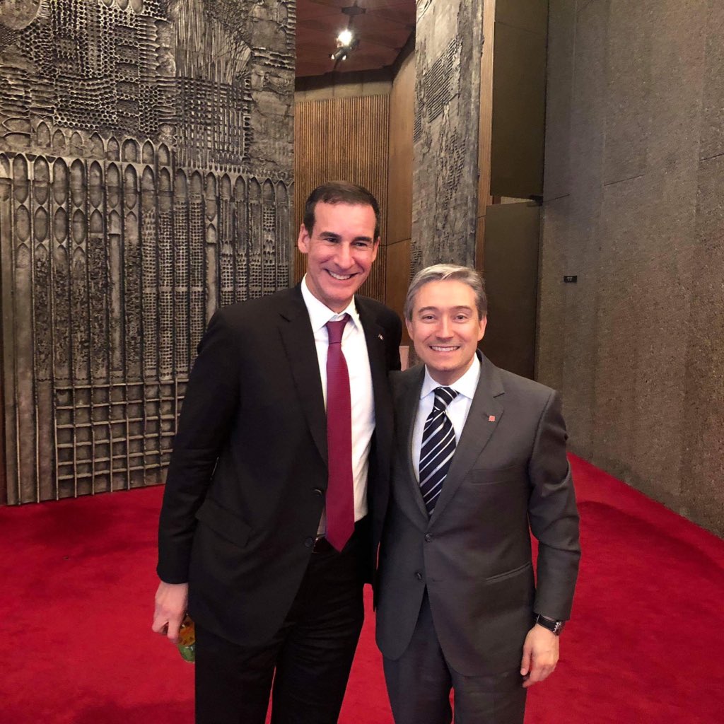 FP_Champagne's tweet image. Merci @SkyPowerGlobal pour le travail que vous faites pour aider avec la transition vers une économie à faible émission de carbone! Heureux de vous avoir à la #MissionCommercialeParis pour démontrer que #techpropres = bonnes pour la 🌎 + pour les entreprises. #polcan @cathmckenna