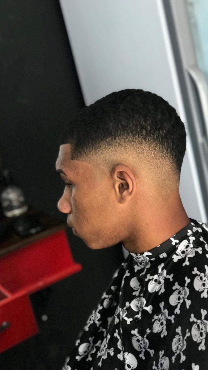 jnmartii's tweet image. Fui no salão dar um trato neee pae kk
#SharpCut 
@AlexViaana