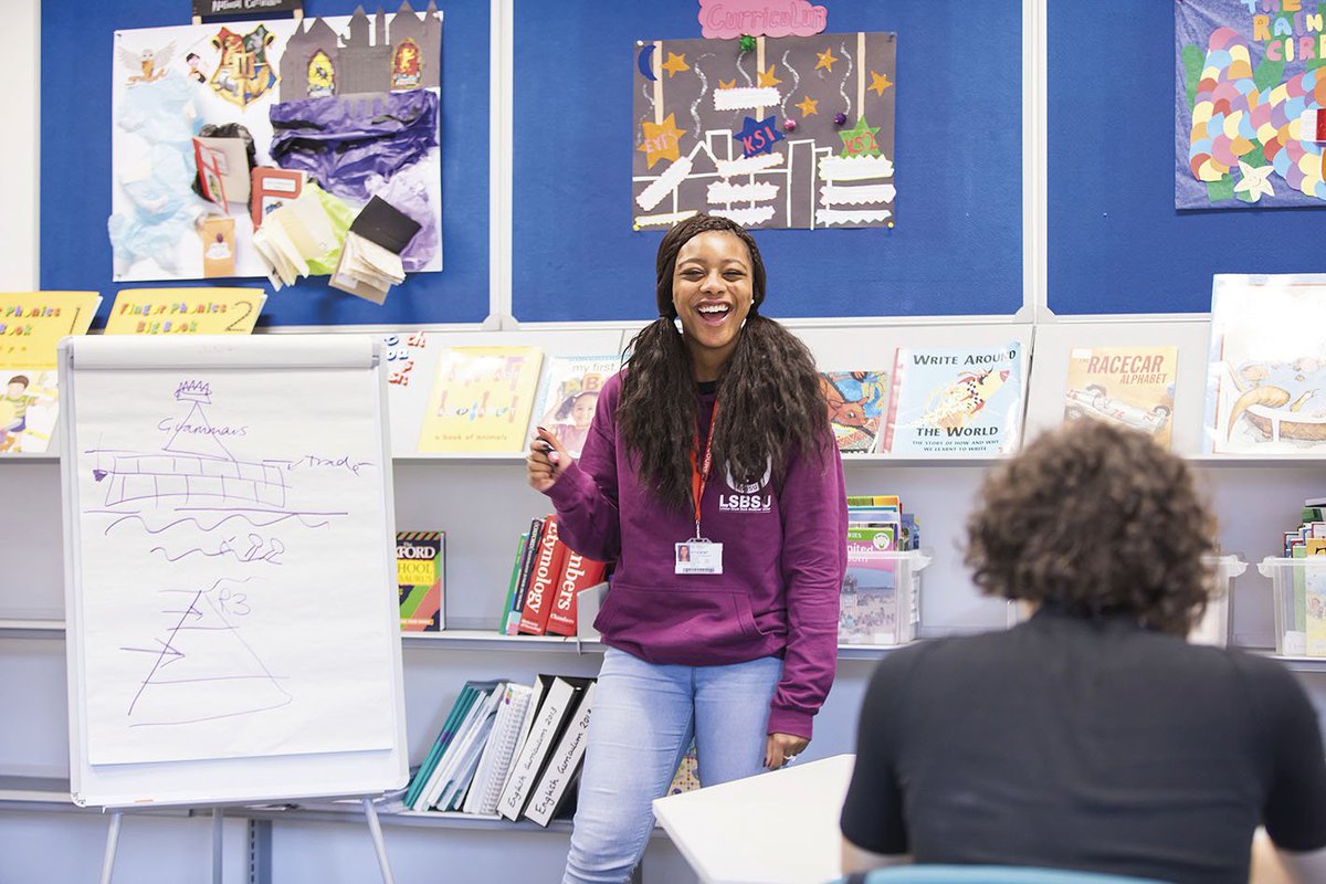 southbanksu_'s tweet photo. Want to shape the future of LSBSU? Come along to our Focus Group on Wed 2nd May, 2-4.30pm 
Chat about your experiences and let us know how you want the Union to work for you and get an Amazon voucher for taking part. 
Sign Up at https://t.co/HLlK2dk6sy https://t.co/CWFVRSPipg