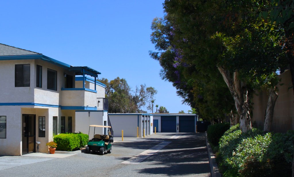 AllsizeCorona's tweet photo. Check out photos of our awesome facility! Need storage or RV parking? Give us a call today, you'll be happy you did! (951-736-6628) https://t.co/Re2OLKuiau