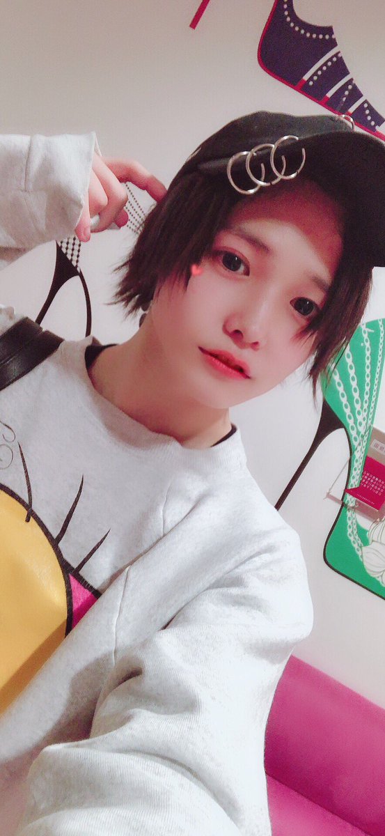 島貫勇士 على تويتر Boystimeありがとうございました ライブ中めっちゃ遊んじゃって ステージの端から端まで 走ったりして楽しかったww 今日は森 友二くんが遊びに来てて 久しぶりにお話できて楽しかった 最近新衣装で帽子被って跡がつくから帰りは帽子被らなきゃ