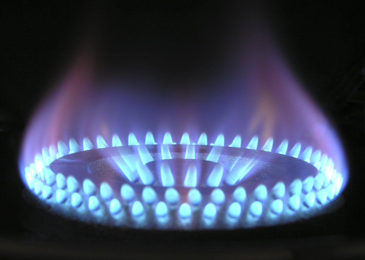 Do you not have gas power at your home?

You may be eligible for a free gas connection! The rules are changing at the end of June so apply now! 

Visit here to see if you could be eligible: affordablewarmthsolutions.org.uk/get-connected/…

Those in North Barnsley can apply here: ce-cic.org.uk/assisted-gas-c…