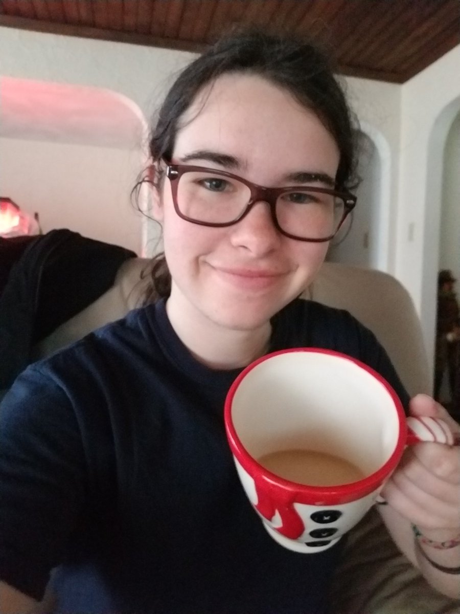DrummerGirl3129's tweet photo. 1 afternoon fire and one 5am water pick up later finally home having my morning coffee until i have to go back into the station in an hour and do some bottle fills for a high rise drill. Good morning world. How is your morning so far? #Coffee #VolFirefighter https://t.co/7Jsonwx67m