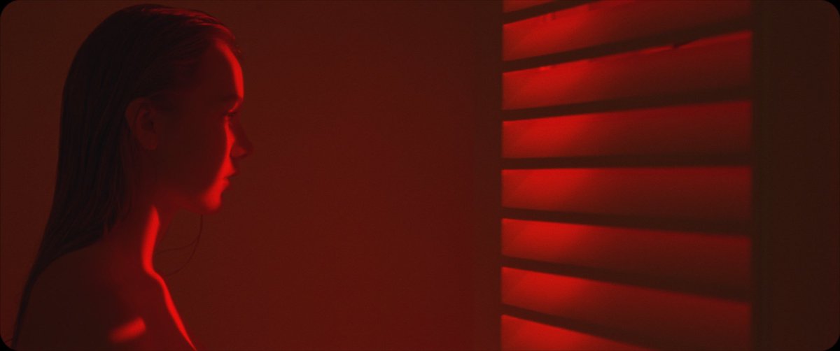 SplitTheSunHQ's tweet photo. Our latest video ‘Dual’ directed by @rosehdy is the Video Of The Day on @VOTDtv https://t.co/e6REbo9XCy Thanks to everyone involved! Go check it out! https://t.co/SelGInAZbU
