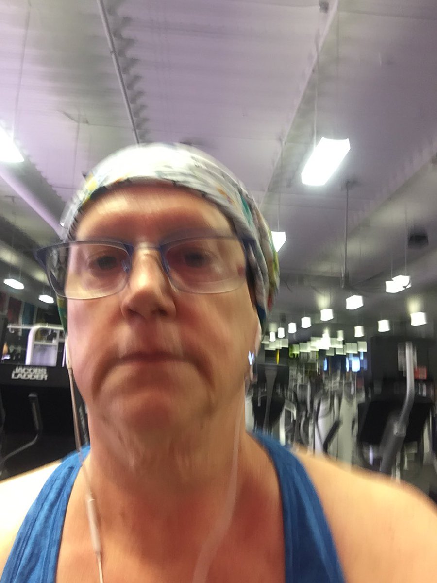 hoffperson's tweet image. What makes me strong is beginning a cancer free life. #gl39strong