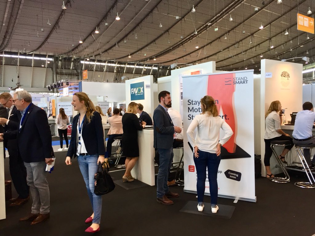 CHC_Messe's tweet photo. Der Start-up Bereich der #CHCD18 ist sehr gut besucht! #startup #entrepreneur https://t.co/pggOZOWcJL