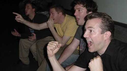 地方都市のさびれた工業地帯に務める青年と死んだ旦那の弟に弱みを握られている未亡人が出会う話なんですが、全ての会話・モノローグが自然で職人の粋に達しているなぁと。下は2巻のひざまくら回を読んだ時の僕 