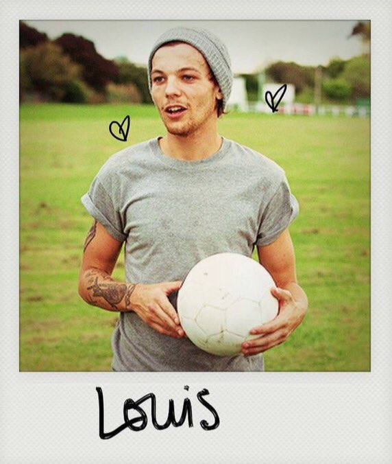 _1dmybae's tweet photo. @Harry_Styles @Louis_Tomlinson @NiallOfficial @LiamPayne https://t.co/8pMo698H89