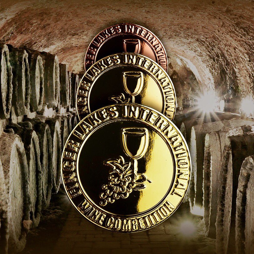 Lexikon_SK's tweet photo. In vino veritas🍷Congratulations to #ostrozovic on 🥇🥇Double Gold for Muškát žltý🥇Gold for Tokaj Cuvée🥉Bronze for Vino Kráľovnej Alžbety White Blend @FLIWC in Rochester, NY🇺🇸Cheers everyone 🇸🇰 #invinoveritas #wine #slovakwines #slovakia #muskatzlty #tokaj #fliwc #lexikonsk https://t.co/wGtD4TgLpQ