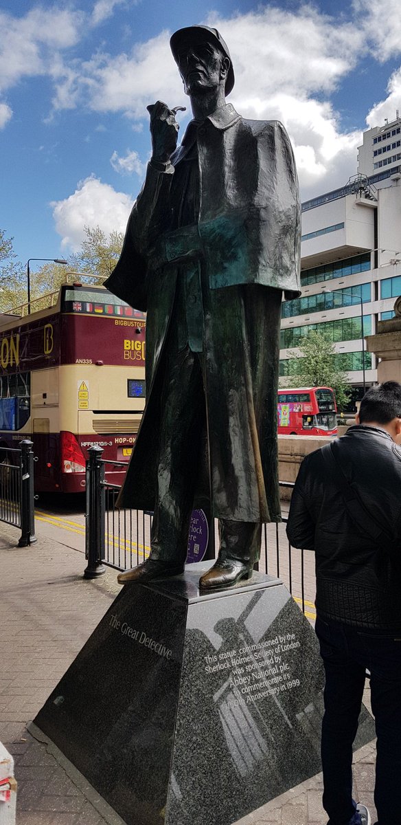 sherlock_like's tweet photo. Great Uncle #Sherlock says "Hi". https://t.co/N3dqRpF595