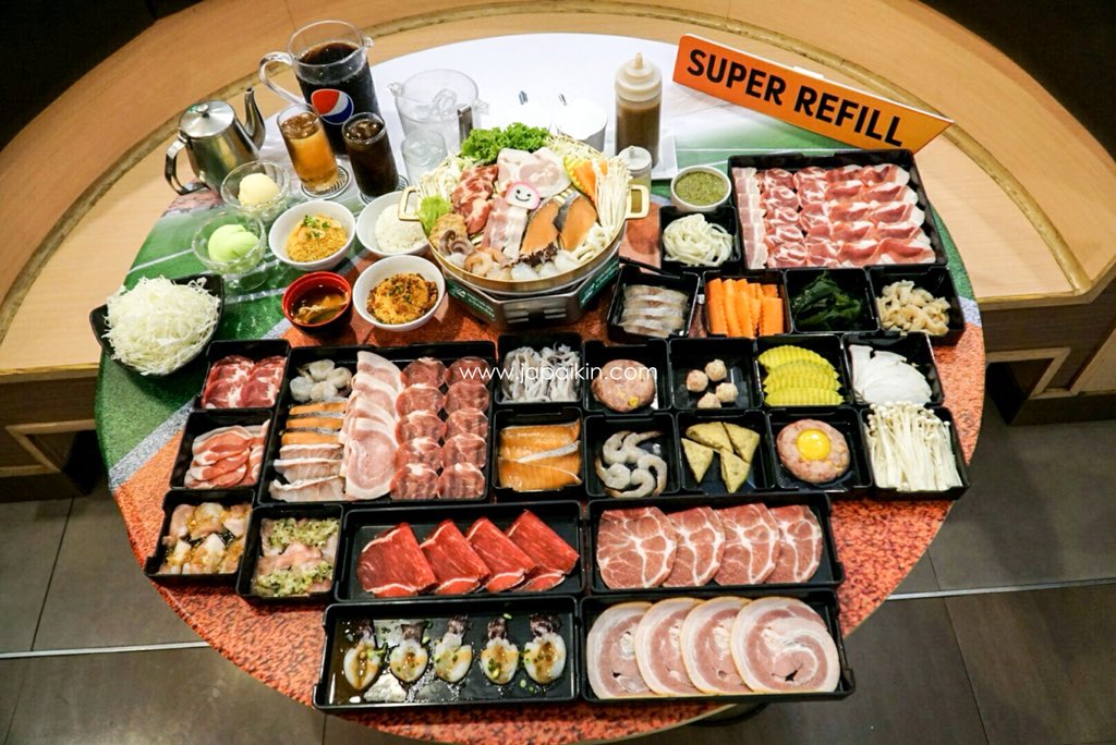 japaikin's tweet photo. กรี๊ด!! บุฟเฟต์ไม่อั้น @BBQPlaza69 

🍗399฿ แฮปปี้ฮิตหมู-เนื้อ สันคอ เบคอน เนื้อสไลด์ ลูกชิ้น
🍖499฿ หมู-เนื้อชาบู ปลาหมึกเจาะ แซลมอน กุ้ง ปลามาฮิ
🍤599฿ บิงซู หมู เนื้อ คุโรบุตะ กุ้งแม่น้ำ หอยฯ
🥩999฿ เนื้อออสฯ วากิว ซี่โครงแกะ มา4ฟรี Lobster
เริ่ม 1 พ.ค. นี้ @aroii #อร่อยไปแดก https://t.co/yNASmd6hCh