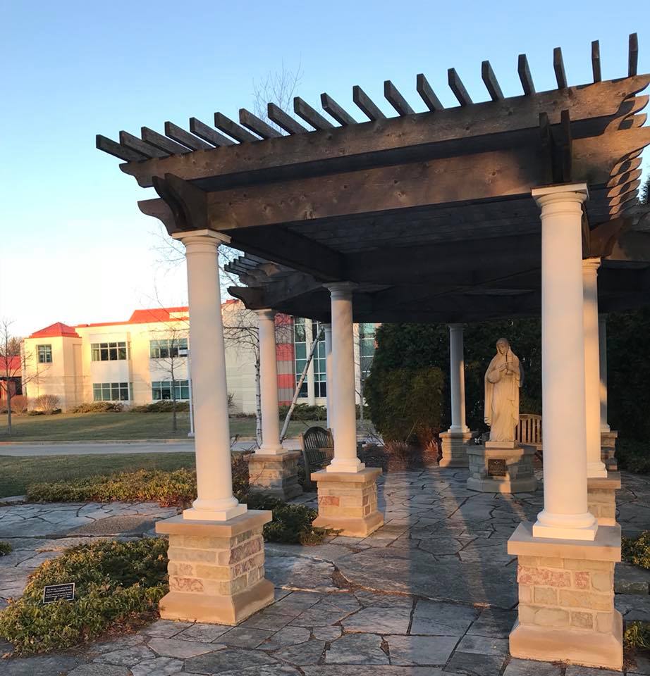 stritchu's tweet image. Rise and shine; it's Stritch Giving Day! Join the entire Stritch community in supporting student programs, financial aid, co-curricular activities...and much more.

Visit us on campus, online at stritch.edu/giving or call 1-877-787-4824 to make your gift today!