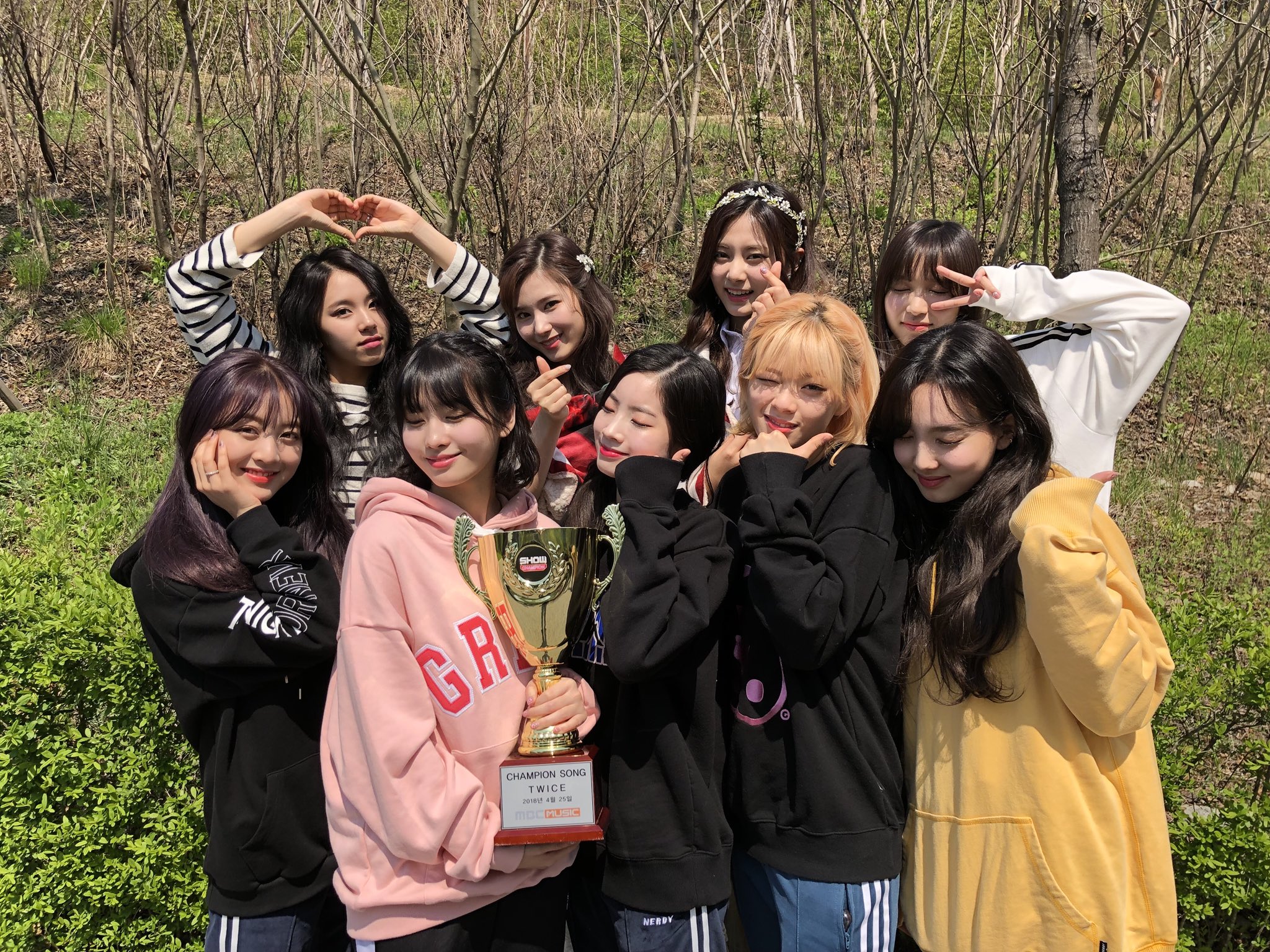 DboJCEaUwAA63XA.jpg:large