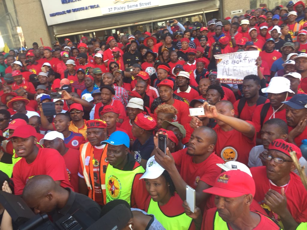 Numsa_Media's tweet photo. Occupying Health Department in Gauteng #ScrapNewLabourLaws #DefendRightToStrike #ScrapNewLabourLaws https://t.co/Q3bHdxxHBQ