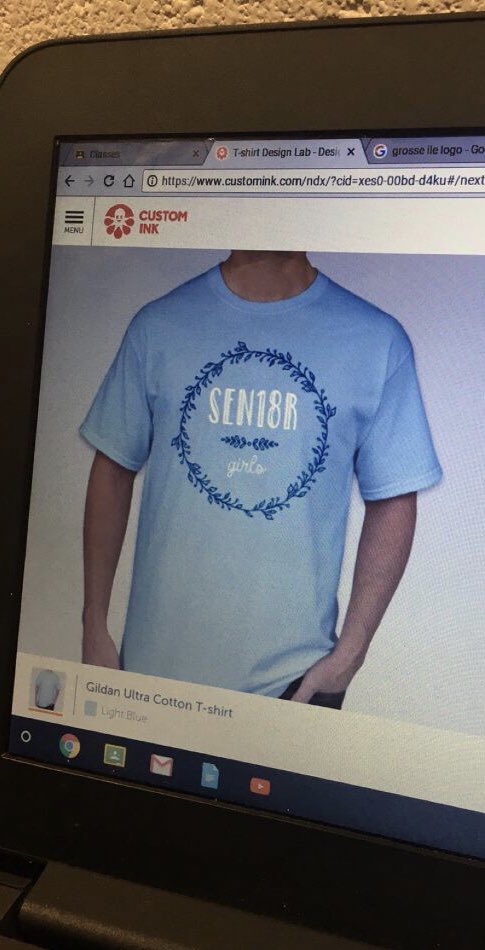 devils2018's tweet photo. senior girls shirts!! sign up to get one at lunch!! https://t.co/le8EdAeZ6k