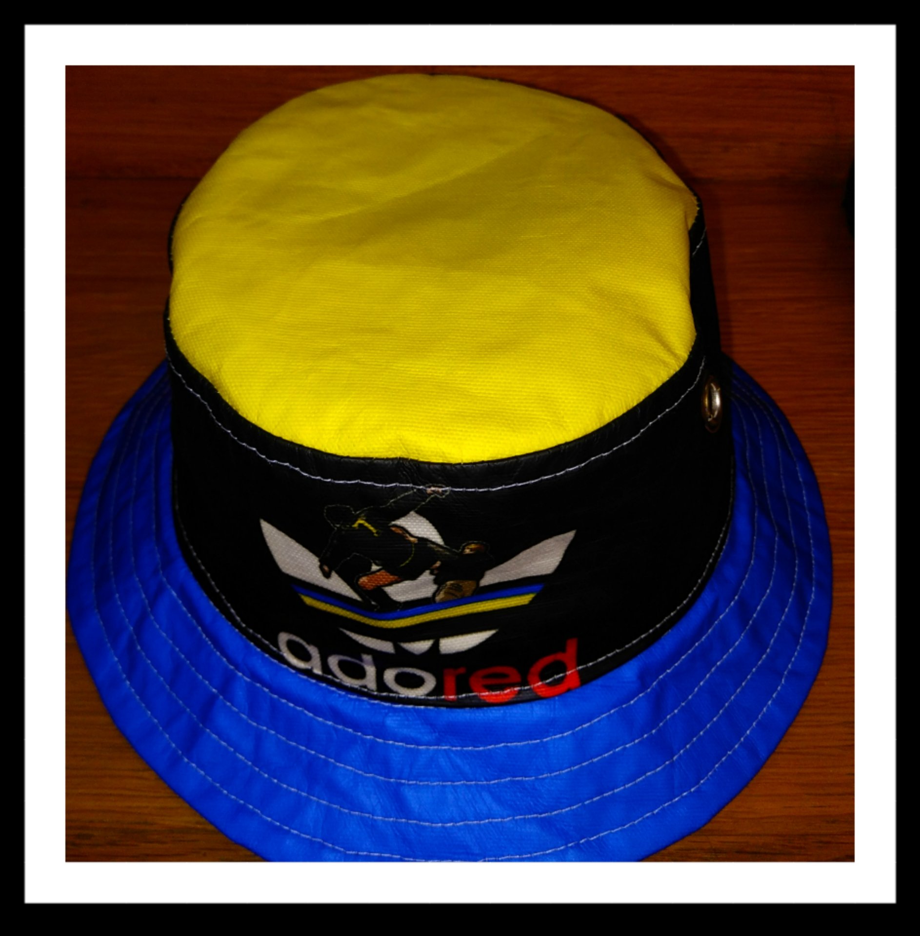 adoRED Range MUFC on X adoRED BUCKET HAT UPDATE Here s the surprise. They ll be REVERSIBLE 2 HATS IN ONE You ll also receive a Cantona 95 adoRED hat in the colours of
