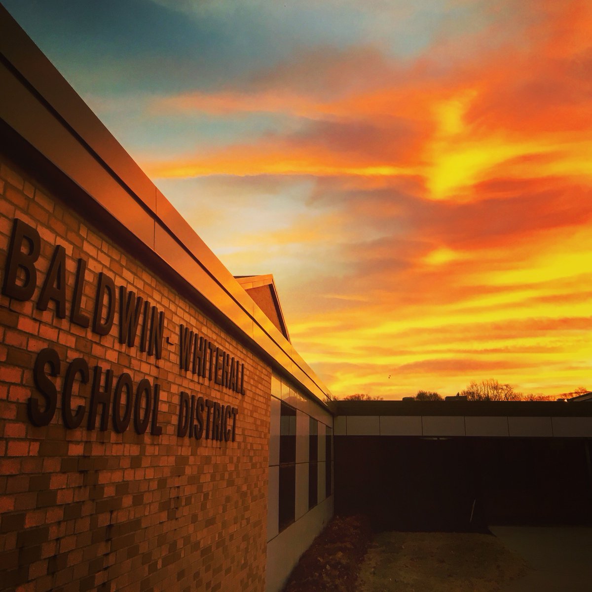 BWSDHR's tweet photo. BWSD is seeking substitute employees; flexible schedules/hours; meet new people and be a part of a great School District. Go to https://t.co/hOwwVIGStY - Human Resources or call 412.884.6300 ext. 7466. No Experience Required - just the love of kids. https://t.co/3H55K5TuMy